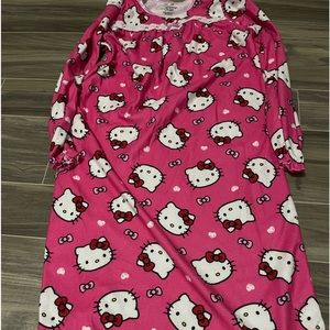 Official Hello kitty night gown